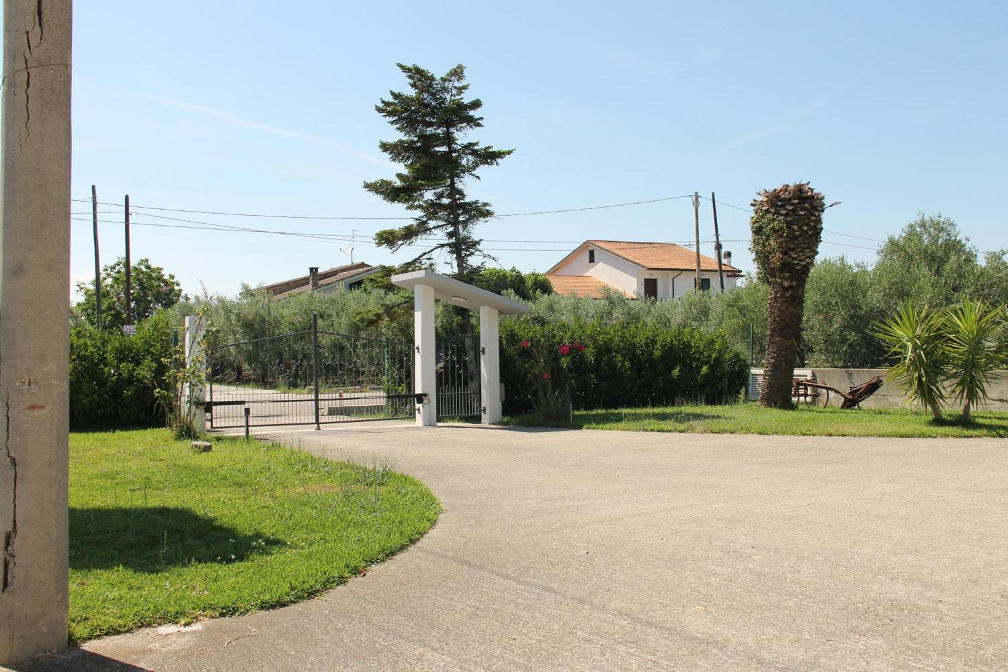 Ferienhaus La Casetta Di Gabri San Vito Chietino